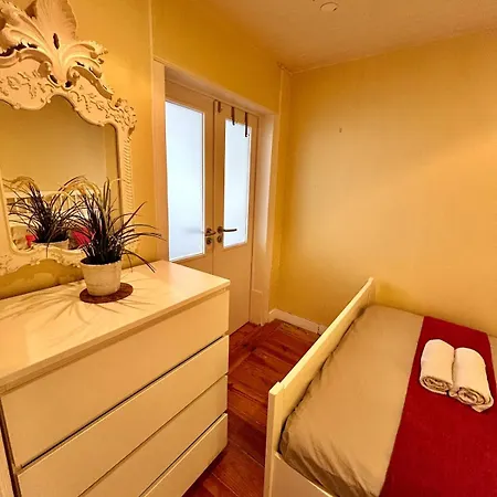 Alfama Cozy Apartment Lisbon